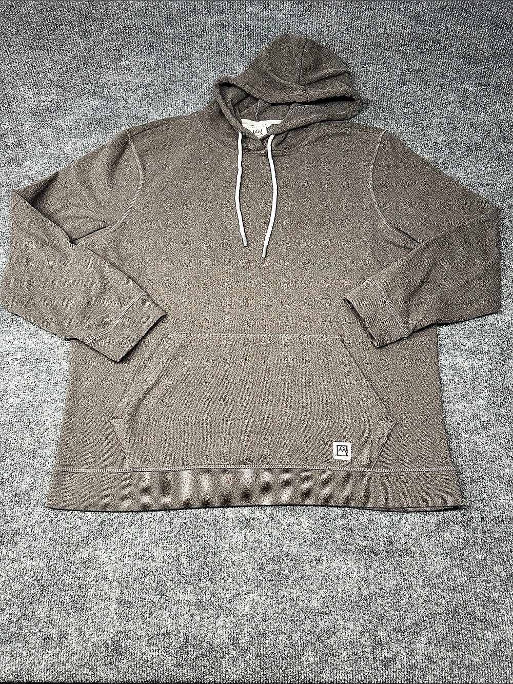Avalanche Brown Pullover Hoodie Like New